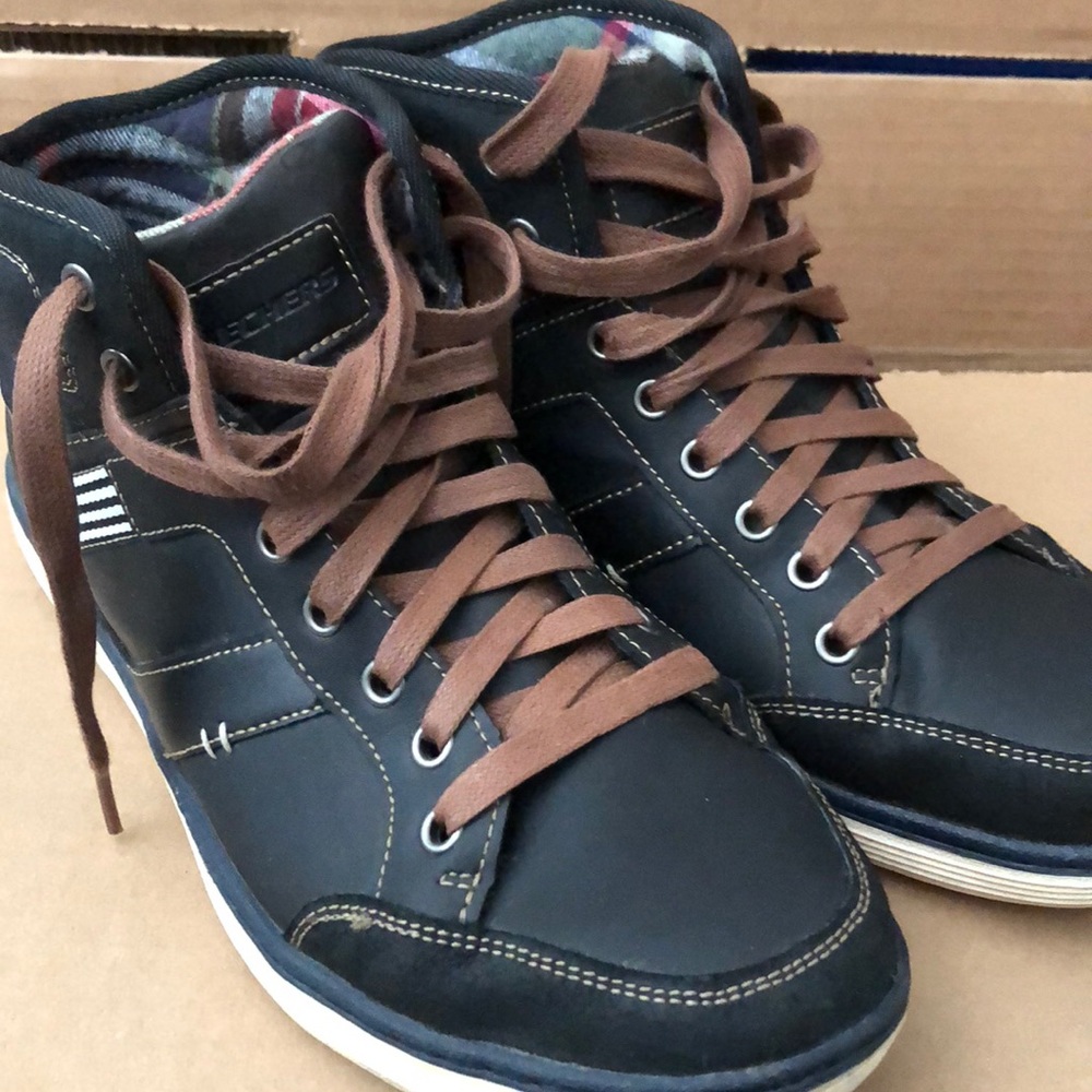 Skechers relaxed fit 10 men’s shoes